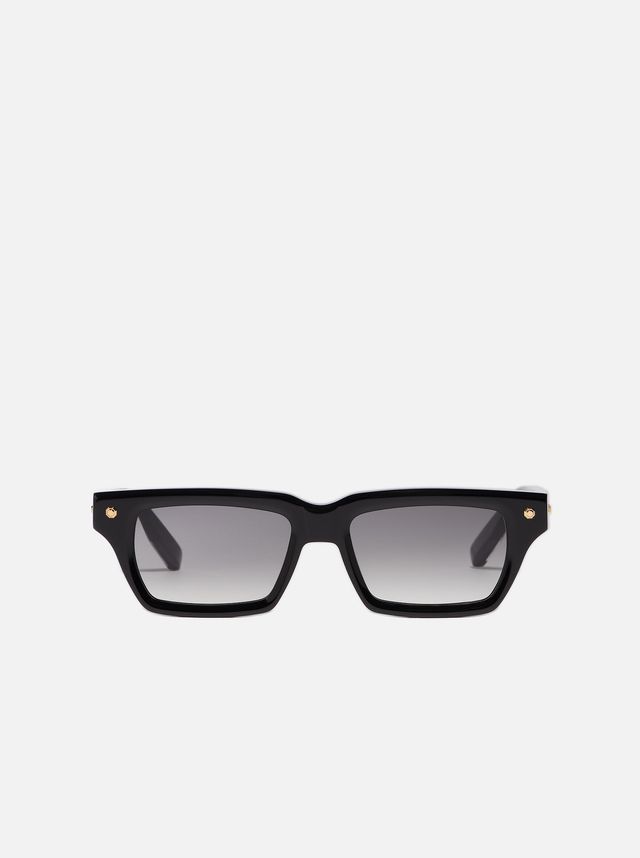 JOHN DALIA P04 C600