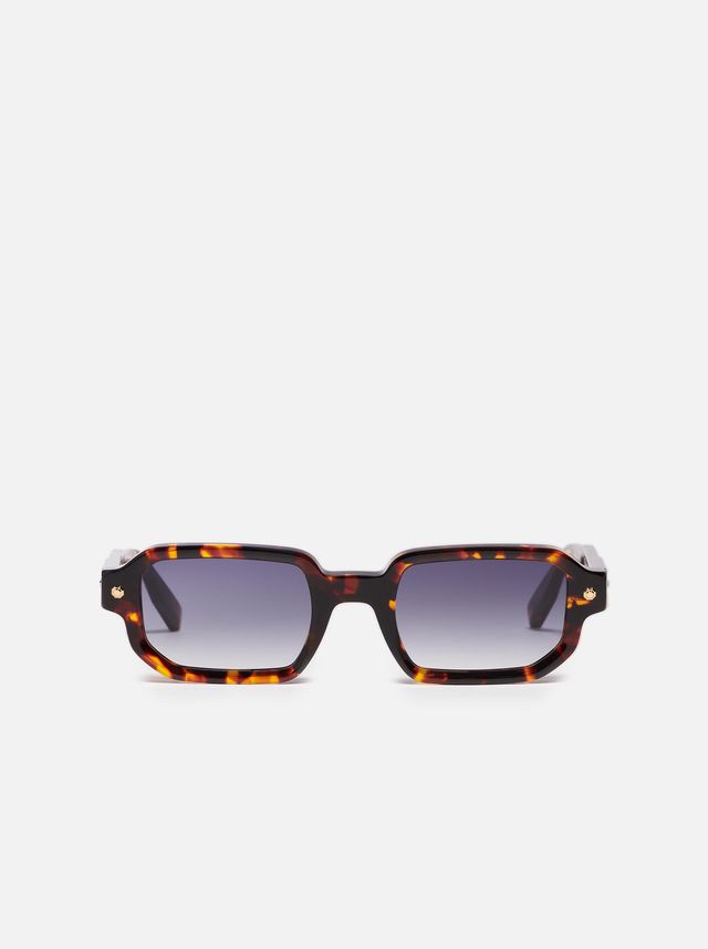 JOHN DALIA P06 C142