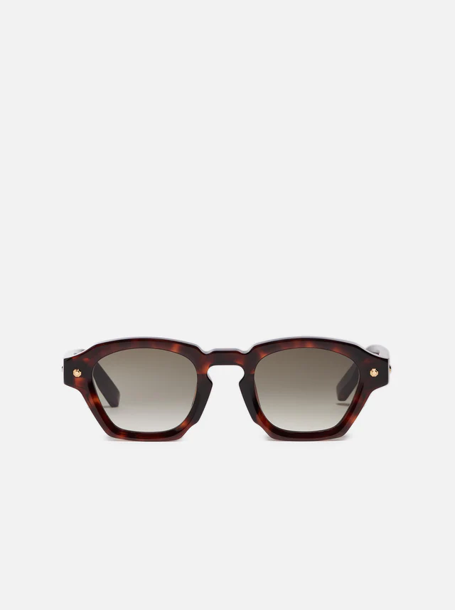 JOHN DALIA P11 C120